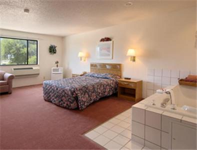 Super 8 By Wyndham Long Prairie Motel Bilik gambar